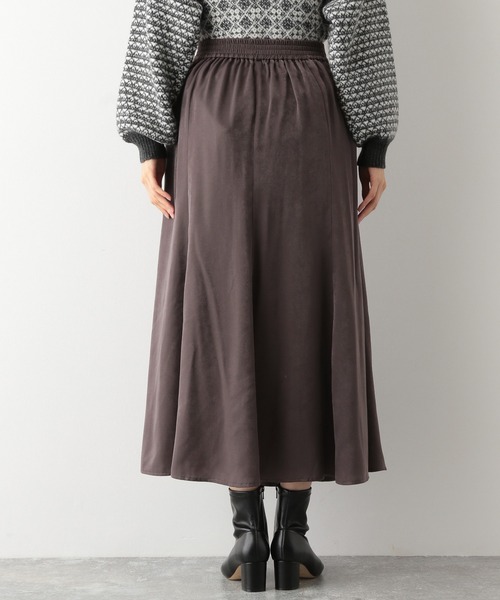 GLOBAL WORK（グローバルワーク）の「ビンテージサテンフレアスカート/257150（スカート・レディース・ブラック/その他/ダークグレー/ブルー系その他6・FREE）」の18枚目の写真