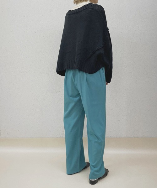 kivi(キヴィ)の「ダメージショートVカラーニット(ニット/セーター・レディース・ブラック/オフホワイト/ピンク/ブルー/グリーン・FREE)」の21枚目の写真