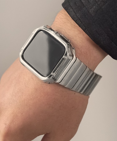Urban Coral(アーバンコーラル)の「Apple Watch Band / アップルウォッチ ケース バンド ステンレスTPUカスタムセット / Urban Coral(デジタル腕時計・メンズ・ブラック/シルバー/ゴールド/ブルー系その他・44mm)」の3枚目の写真