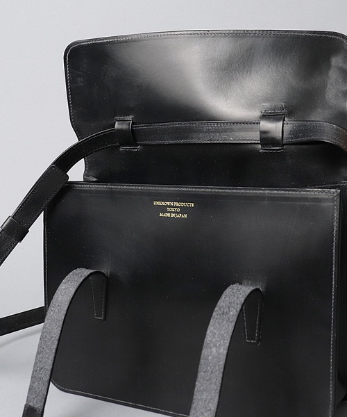 UNKNOWN PRODUCTS（アンノウンプロダクツ）の「【 UNKNOWN PRODUCTS / アンノウンプロダクツ 】 MUSIC CASE FOR WOMEN  / ミュージックケース（ショルダーバッグ・レディース・ブラック/ワイン・FREE）」の8枚目の写真