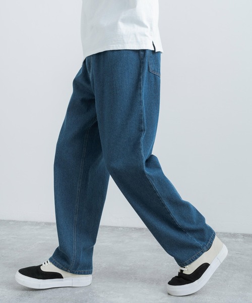 Rocky Monroe(ロッキーモンロー)の「ワイドシルエットテーパードデニムパンツ(デニムパンツ・メンズ・ライトブルー/ブラック/オフホワイト/インディゴブルー/ワンウォッシュ・M/L/XL)」の4枚目の写真