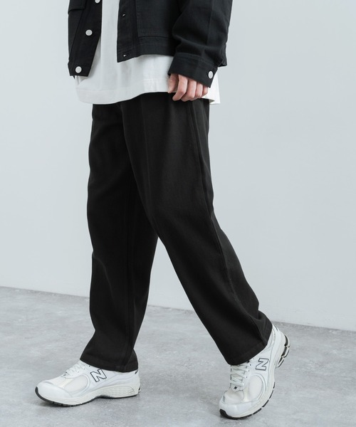 Rocky Monroe(ロッキーモンロー)の「ワイドシルエットテーパードデニムパンツ(デニムパンツ・メンズ・ライトブルー/ブラック/オフホワイト/インディゴブルー/ワンウォッシュ・M/L/XL)」の2枚目の写真