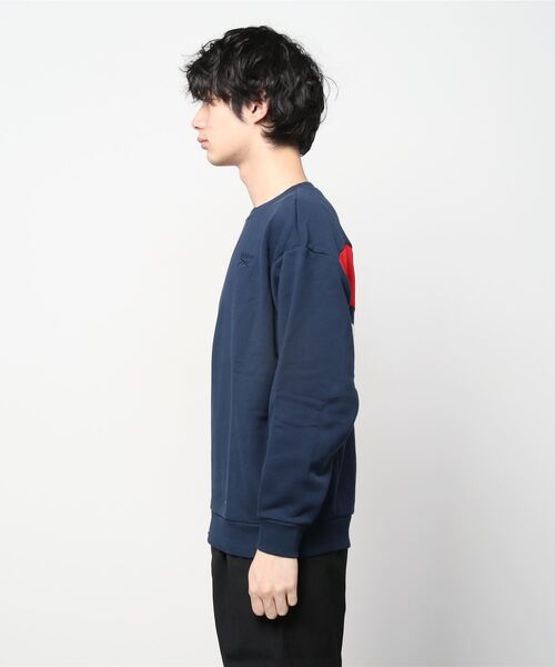 Reebok(リーボック)の「クラシックス ブランドプラウド クルー スウェットシャツ / Classics Brand-Proud Crew Sweatshirt /(スウェット・メンズ・アーミー/ネイビー/ブラック・MEDIUM/SMALL/XXX-LARGE/XX-LARGE/LARGE/X-LARGE/X-SMALL)」の9枚目の写真