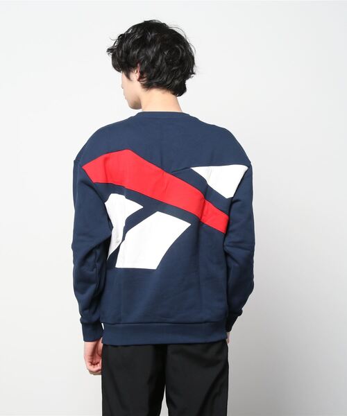 Reebok(リーボック)の「クラシックス ブランドプラウド クルー スウェットシャツ / Classics Brand-Proud Crew Sweatshirt /(スウェット・メンズ・アーミー/ネイビー/ブラック・MEDIUM/SMALL/XXX-LARGE/XX-LARGE/LARGE/X-LARGE/X-SMALL)」の12枚目の写真