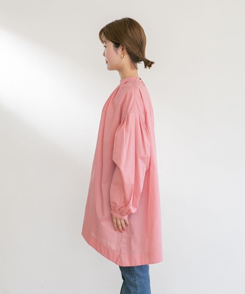 UR Lab.（アーバンリサーチラボ）の「テントラインボリュームブラウス（Tシャツ/カットソー・レディース・カーキ/ピンク/ベージュ/オフホワイト・FREE）」の18枚目の写真