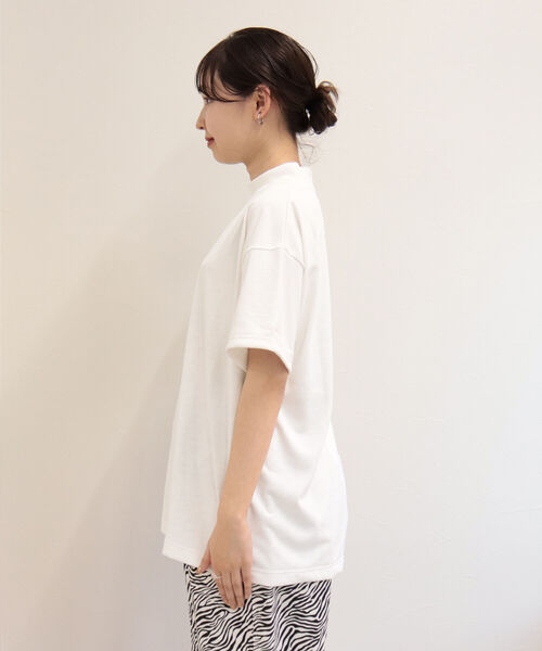 WILD THINGS(ワイルドシングス)の「【WEB限定】【WILD THINGS/ワイルドシングス】true dryモックネックTシャツ(Tシャツ/カットソー・レディース・オフホワイト/オリーブ/ライトパープル・MEDIUM)」の8枚目の写真