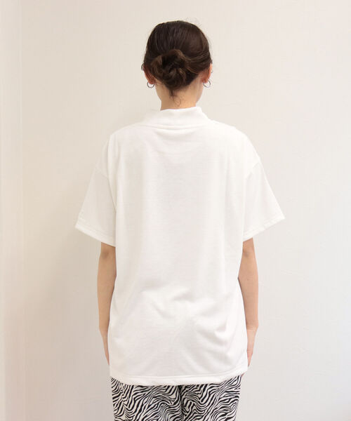 WILD THINGS(ワイルドシングス)の「【WEB限定】【WILD THINGS/ワイルドシングス】true dryモックネックTシャツ(Tシャツ/カットソー・レディース・オフホワイト/オリーブ/ライトパープル・MEDIUM)」の7枚目の写真