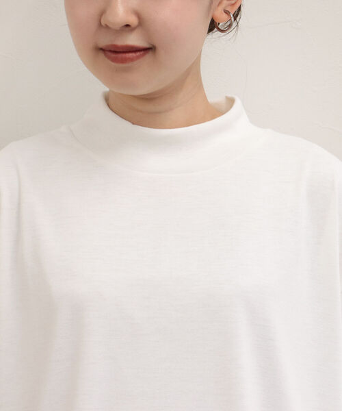 WILD THINGS(ワイルドシングス)の「【WEB限定】【WILD THINGS/ワイルドシングス】true dryモックネックTシャツ(Tシャツ/カットソー・レディース・オフホワイト/オリーブ/ライトパープル・MEDIUM)」の6枚目の写真