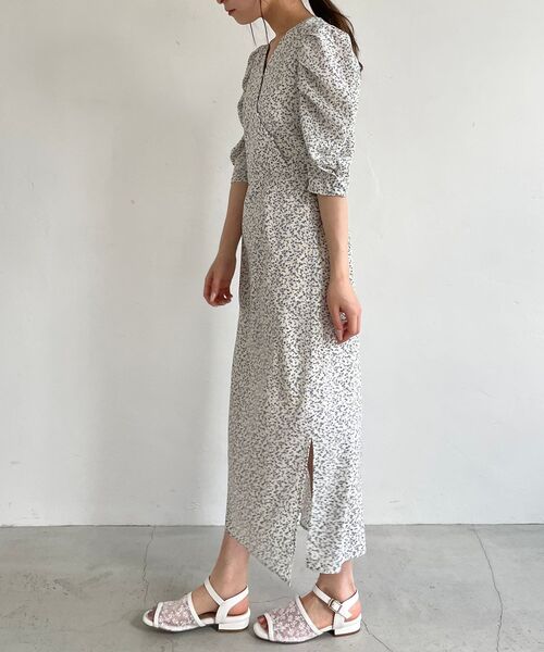 MAJESTIC LEGON（マジェスティックレゴン）の「オトナパターンIラインワンピース（ワンピース・レディース・ブラック系その他/イエロー系その他/ホワイト系その他2/ブルー系その他2・SMALL/MEDIUM）」の8枚目の写真