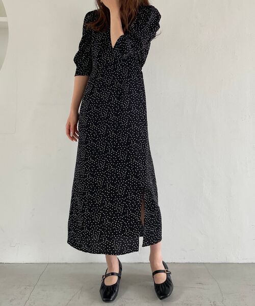 MAJESTIC LEGON（マジェスティックレゴン）の「オトナパターンIラインワンピース（ワンピース・レディース・ブラック系その他/イエロー系その他/ホワイト系その他2/ブルー系その他2・SMALL/MEDIUM）」の10枚目の写真