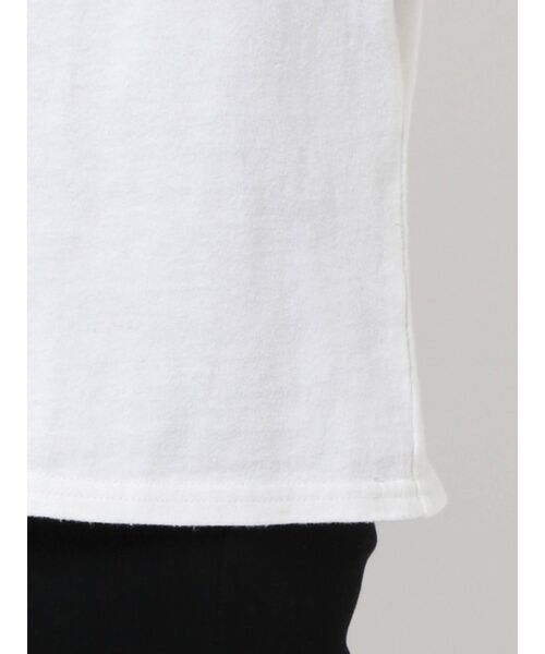 EMODA（エモダ）の「ヴィンテージプリントTシャツ（Tシャツ/カットソー・レディース・ホワイト/ブラック/ブルー・FREE）」の8枚目の写真