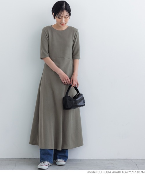 coca(coca)(コカ)の「女っぽラインスウェットワンピース(ワンピース・レディース・カーキ/ブラック・L/M)」の4枚目の写真