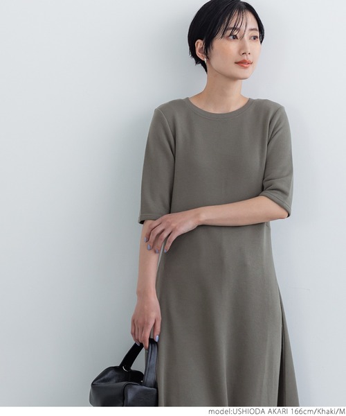 coca(coca)(コカ)の「女っぽラインスウェットワンピース(ワンピース・レディース・カーキ/ブラック・L/M)」の9枚目の写真