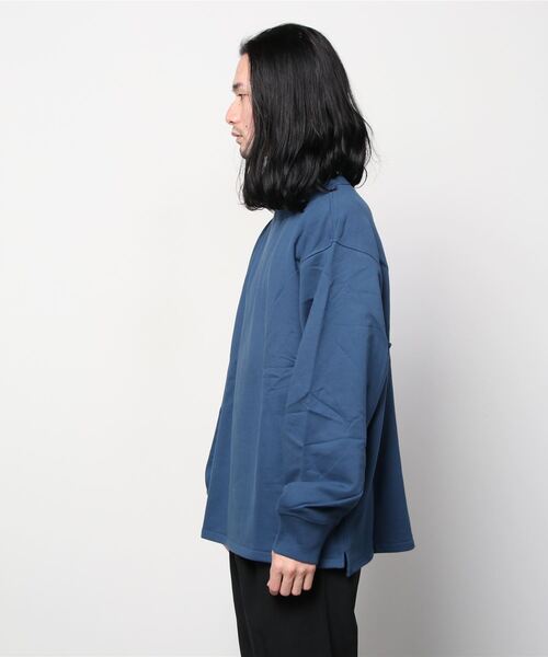 Levi's(リーバイス)の「LEVI'S(R) MADE&CRAFTED(R) クルーネックスウェット DARK DENIM X(スウェット・メンズ・ブルー・L/S/XL/M)」の2枚目の写真