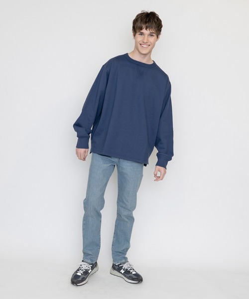 Levi's(リーバイス)の「LEVI'S(R) MADE&CRAFTED(R) クルーネックスウェット DARK DENIM X(スウェット・メンズ・ブルー・L/S/XL/M)」の5枚目の写真