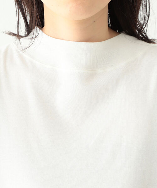 BEAMS BOY(ビームスボーイ)の「BEAMS BOY / リブ ビッグ モックネック ショートスリーブ Tシャツ(Tシャツ/カットソー・レディース・オフホワイト/ブラック/グリーン・FREE)」の17枚目の写真