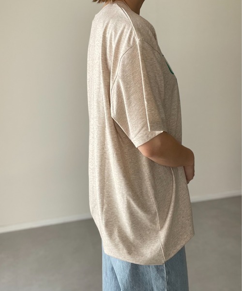 y/m by misato（イムバイミサト）の「Cherir T/SH（Tシャツ/カットソー・レディース・ホワイト/グレー/アイボリー・FREE）」の11枚目の写真