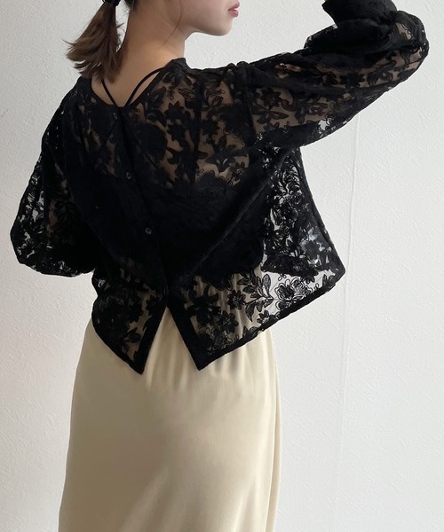 w closet（ダブルクローゼット）の「チュール刺繍2WAYブラウス（シャツ/ブラウス・レディース・ブラック/オフホワイト・FREE）」の8枚目の写真