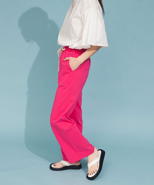 bohmal(ボマール)の「リラックスストレートパンツ(スウェットパンツ・レディース・ブラック/ピンク/グリーン・FREE)」の13枚目の写真