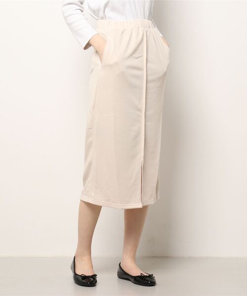 KOBE LETTUCE（コウベレタス）の「センタースリットスウェットタイトスカート（スカート・レディース・ブラック系1/ホワイト系1/グレー/イエロー系1/ホワイト系/イエロー/グレー系1/ブラック・2/1）」の2枚目の写真