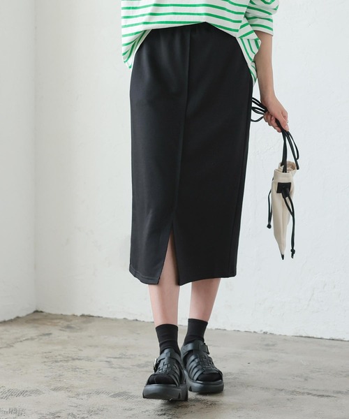 KOBE LETTUCE（コウベレタス）の「センタースリットスウェットタイトスカート（スカート・レディース・ブラック系1/ホワイト系1/グレー/イエロー系1/ホワイト系/イエロー/グレー系1/ブラック・2/1）」の17枚目の写真