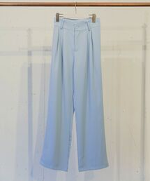 collor tuck pants