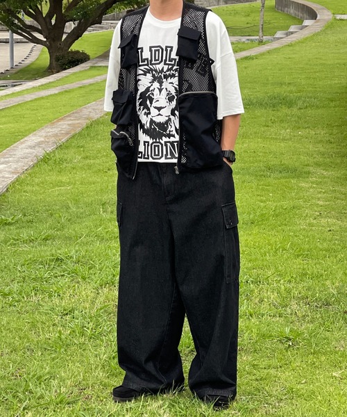 kutir(クティール)の「カレッジロゴライオンTシャツ(Tシャツ/カットソー・メンズ・ブラック/オフホワイト/グリーン・MEDIUM/LARGE)」の4枚目の写真