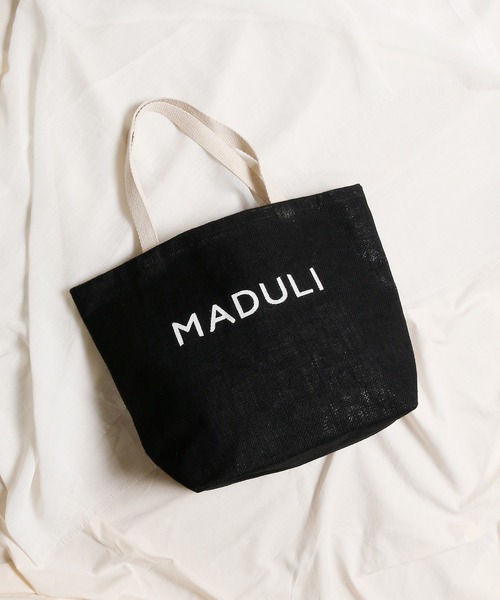 MADULI(マドゥリ)の「MADULI マドゥリ / ロゴプリントビッグトートバッグ ジュートバッグ/ 22561(トートバッグ・レディース・ナチュラル/ブラック・FREE)」の1枚目の写真