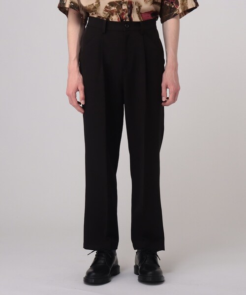 tk.TAKEO KIKUCHI（ティーケータケオキクチ）の「◆ワンタックストレートスリットパンツ（その他パンツ・メンズ・ブラック/オフホワイト・01/02/03）」の6枚目の写真