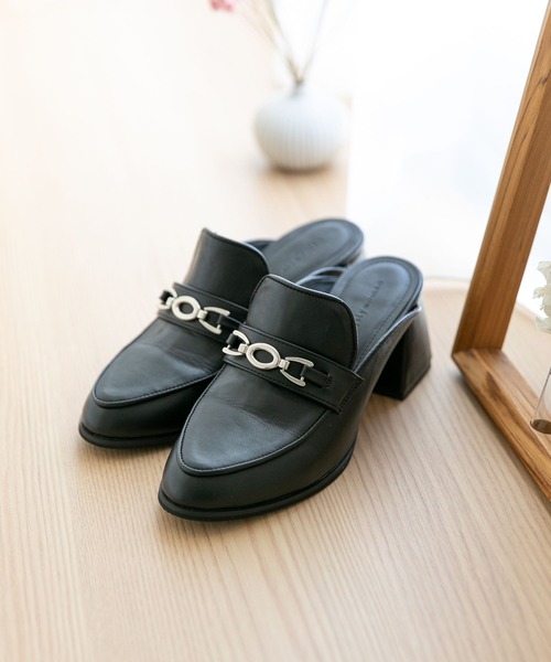 mysty woman(ミスティウーマン)の「ビットヒールミュール 353607(サンダル・レディース・ブラック/ブラウン・MEDIUM/LARGE)」の1枚目の写真