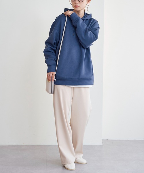 DISCOAT(ディスコート)の「ライトダンボールパーカー(パーカー・レディース・ブラック/モカ/ダークブルー/グレイッシュベージュ・MEDIUM/LARGE)」の6枚目の写真