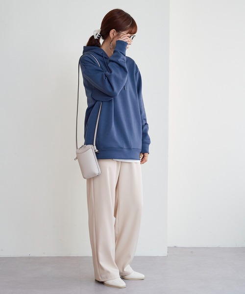 DISCOAT(ディスコート)の「ライトダンボールパーカー(パーカー・レディース・ブラック/モカ/ダークブルー/グレイッシュベージュ・MEDIUM/LARGE)」の7枚目の写真