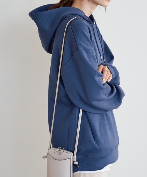 DISCOAT(ディスコート)の「ライトダンボールパーカー(パーカー・レディース・ブラック/モカ/ダークブルー/グレイッシュベージュ・MEDIUM/LARGE)」の13枚目の写真