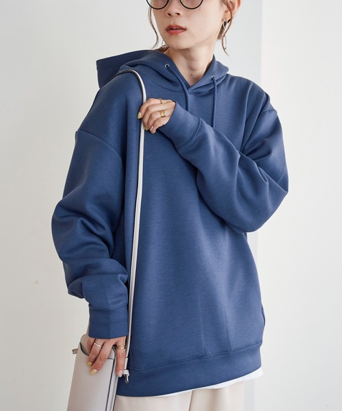 DISCOAT(ディスコート)の「ライトダンボールパーカー(パーカー・レディース・ブラック/モカ/ダークブルー/グレイッシュベージュ・MEDIUM/LARGE)」の14枚目の写真