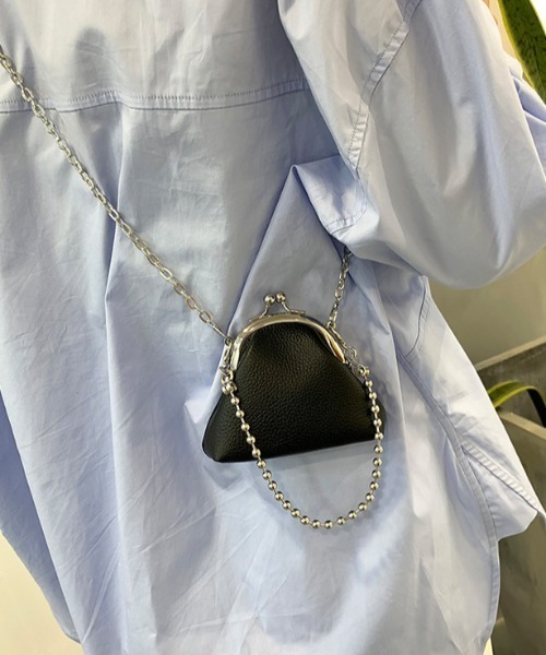 Vipoa（ヴィポア）の「キスロックボールチェーンミニポーチ（ショルダーバッグ・レディース・ブラック・FREE）」の10枚目の写真