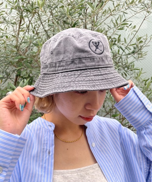 CIAOPANIC(チャオパニック)の「元気くんバケットハット(ハット・メンズ・ブラック/ブルー/オレンジ・ONE SIZE)」の1枚目の写真