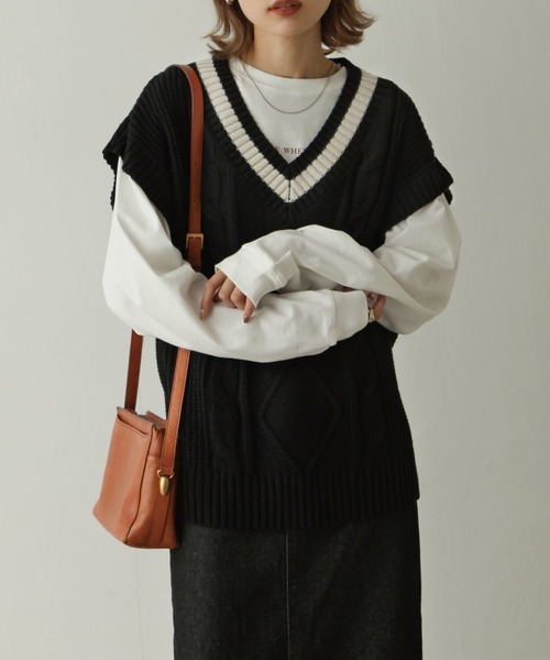 Chillfar(チルファー)の「5Gチルデンニットベスト(ベスト・レディース・ホワイト/ブラック・FREE)」の1枚目の写真