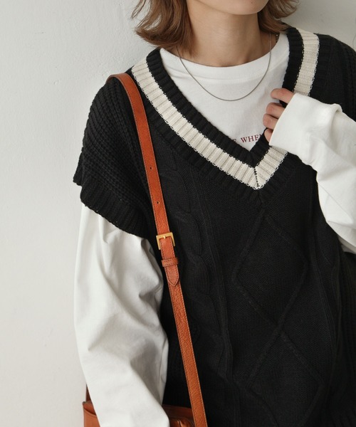 Chillfar(チルファー)の「5Gチルデンニットベスト(ベスト・レディース・ホワイト/ブラック・FREE)」の7枚目の写真