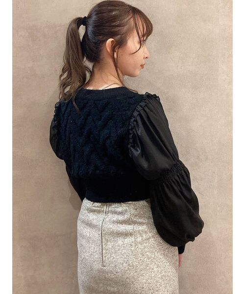 dazzlin（ダズリン）の「パールボタンカーデニットトップス（ニット/セーター・レディース・ブラック/オフホワイト/グレー・FREE）」の9枚目の写真