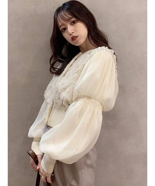 dazzlin（ダズリン）の「パールボタンカーデニットトップス（ニット/セーター・レディース・ブラック/オフホワイト/グレー・FREE）」の4枚目の写真