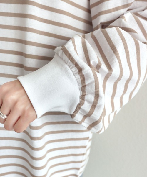 andme(アンドミー)の「コットン天竺ボリューム長袖ボーダーTシャツ(Tシャツ/カットソー・レディース・ホワイト×レッド/ホワイト×ブルー/ホワイト×ブラック/ベージュ系その他/ホワイト×パープル/ベージュ×ブラック/ホワイト×カーキブラウン/キナリ・M/L)」の20枚目の写真