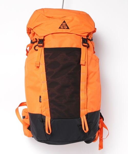 NIKE(ナイキ)の「NIKE ACG 36 BACKPACK DC9865-819(バックパック/リュック・メンズ・オレンジ・ONE SIZE)」の4枚目の写真