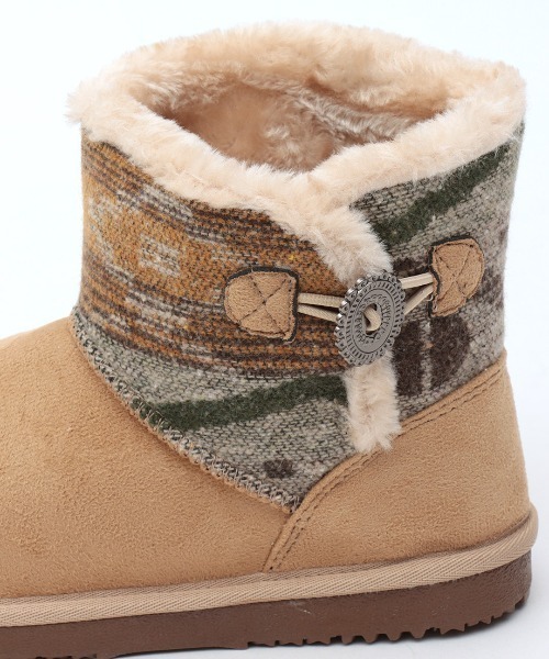 チチカカ（チチカカ）の「ネイティブジャカードムートンブーツ（ブーツ・レディース・ベージュ/ブラック/ブルー・MEDIUM/LARGE）」の21枚目の写真