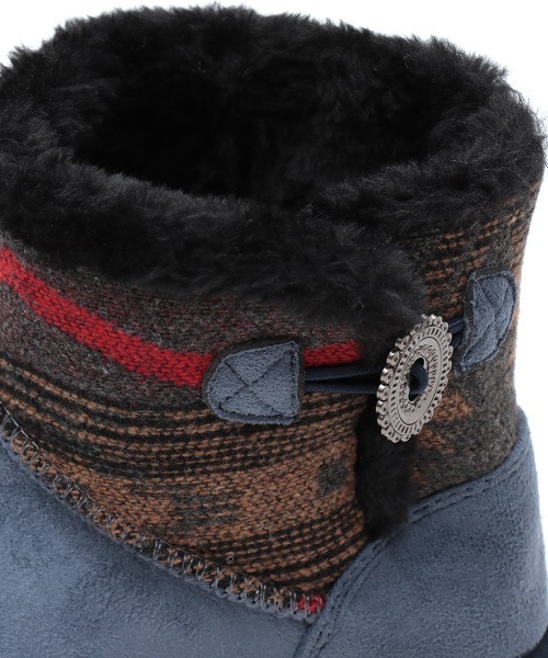 チチカカ（チチカカ）の「ネイティブジャカードムートンブーツ（ブーツ・レディース・ベージュ/ブラック/ブルー・MEDIUM/LARGE）」の22枚目の写真