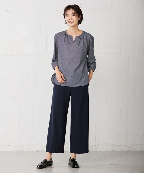 J.PRESS(ジェイプレス)の「【洗える】2way thermoサキソニー セミワイド パンツ(その他パンツ・レディース・ブラック系/ライトグレー系/ネイビー系・T13/T15/T17)」の5枚目の写真