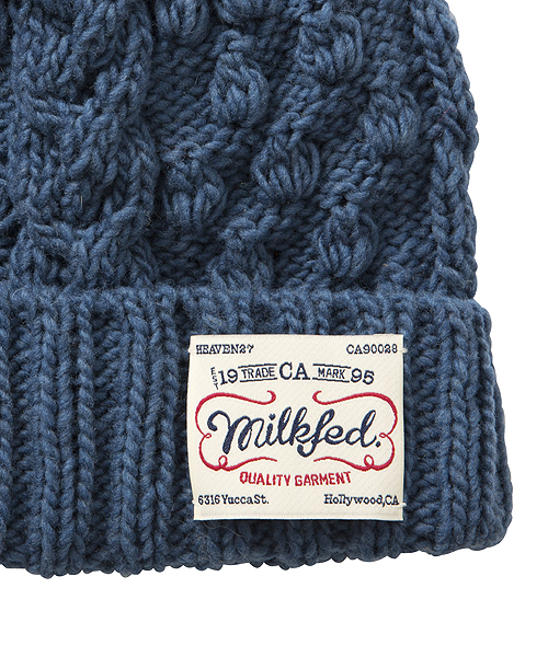 MILKFED.（ミルクフェド）の「【mini10月号掲載】CABLE KNITTED CAP　（ニットキャップ/ケーブル編み）（ニットキャップ/ビーニー・レディース・ホワイト/アッシュ/ブルー/イエロー・ONE SIZE）」の6枚目の写真