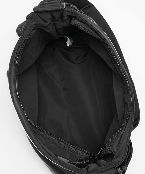 X-girl(エックスガール)の「OVAL LOGO TOTE BAG(トートバッグ・レディース・ブラック/ベージュ・ONE SIZE)」の8枚目の写真