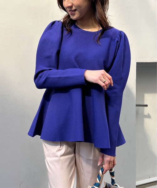 裾フレアパフスリーブニット