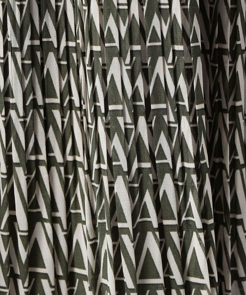 Grand PARK（グランドパーク）の「総柄シフォン　シワ消しプリーツスカート（スカート・レディース・カーキ/ブラック/その他1/その他2・FREE）」の15枚目の写真