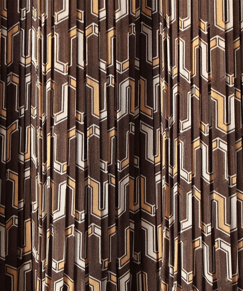 Grand PARK（グランドパーク）の「総柄シフォン　シワ消しプリーツスカート（スカート・レディース・カーキ/ブラック/その他1/その他2・FREE）」の17枚目の写真